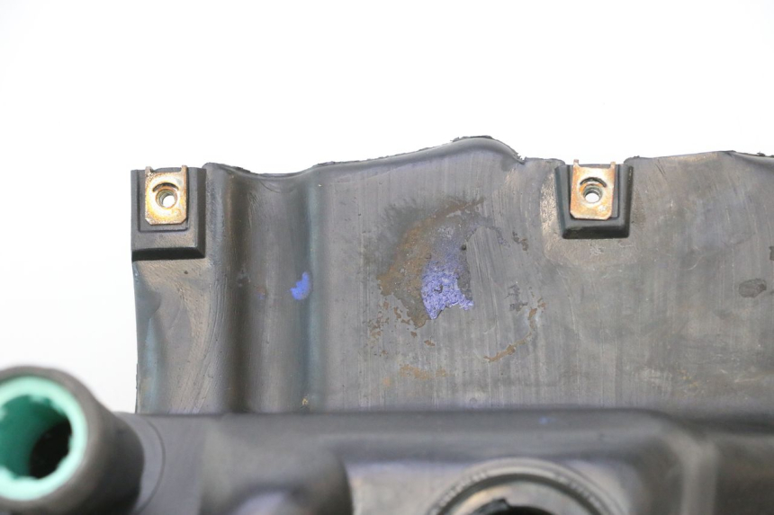 photo de SERBATOIO CARBURANTE PIAGGIO VESPA LX 2T 50 (2005 - 2013) - Primo piano tecnico