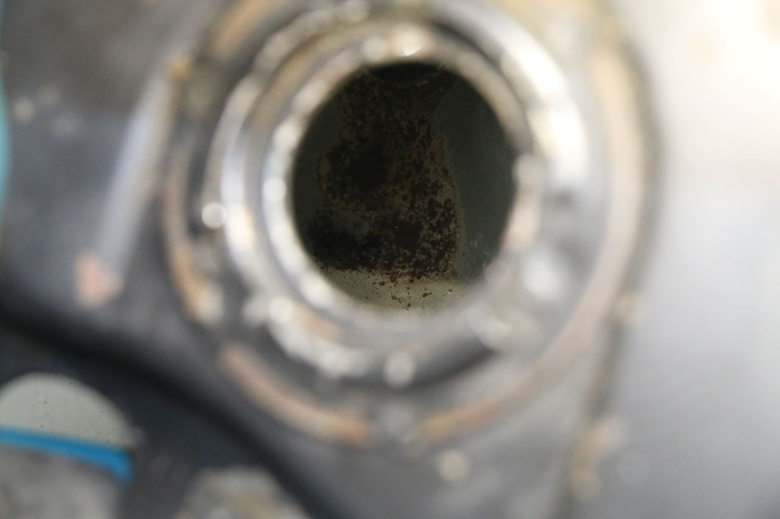 photo de SERBATOIO CARBURANTE  PIAGGIO VESPA PK FL 2T 50 (1990 - 1996) - Altra angolazione