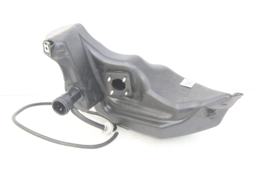 photo de SERBATOIO CARBURANTE PIAGGIO VESPA PRIMAVERA 2T 50 (2013 - 2018) - Dettaglio del componente