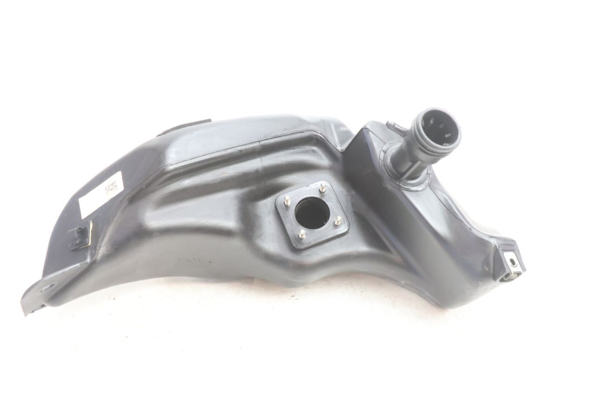 photo de SERBATOIO CARBURANTE PIAGGIO VESPA PRIMAVERA 2T 50 (2013 - 2018) - Zoom sullo stato d'uso