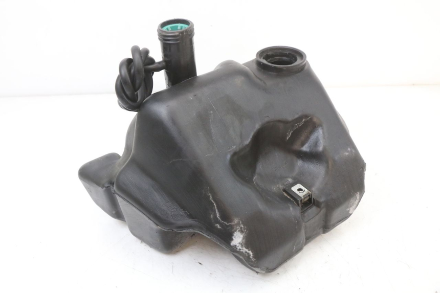 photo de SERBATOIO CARBURANTE PIAGGIO VESPA S 2T 50 (2007 - 2014) - Zoom sullo stato d'uso