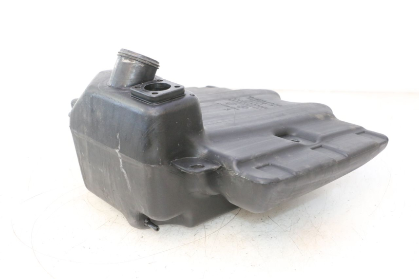 photo de SERBATOIO CARBURANTE PEUGEOT VIVACITY NEW 2T 50 (2008 - 2017) - Stato della superficie e materiale