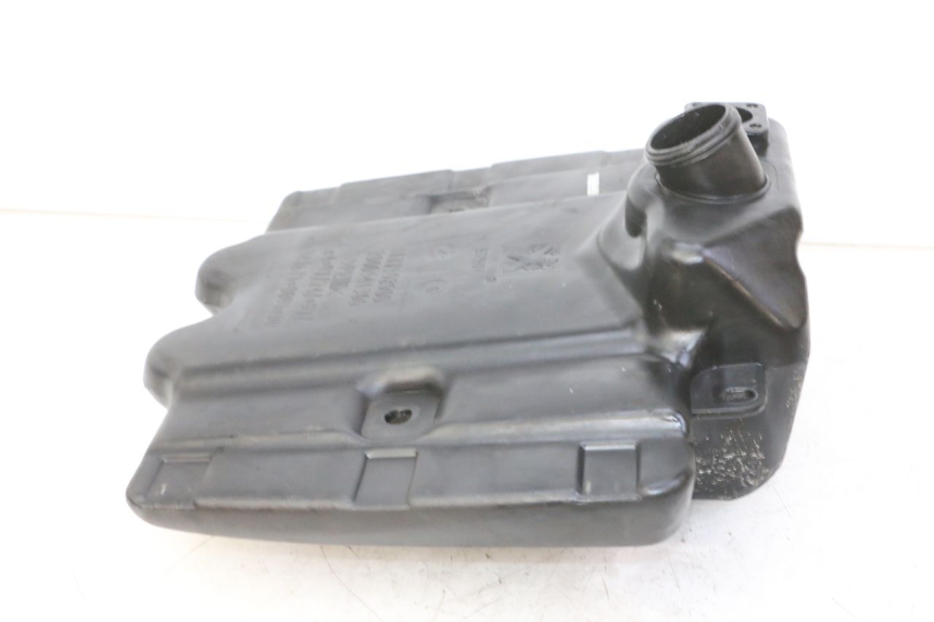 photo de SERBATOIO CARBURANTE PEUGEOT VIVACITY NEW 4T 50 (2008 - 2017) - Altra angolazione