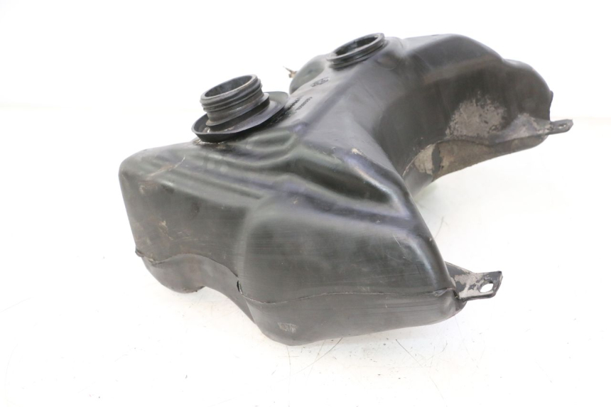 photo de SERBATOIO CARBURANTE PEUGEOT VIVACITY 50 (1998 - 2003) - Zoom sullo stato d'uso