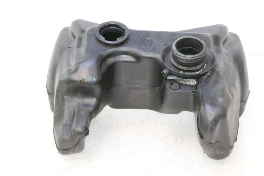 photo de SERBATOIO CARBURANTE PEUGEOT VIVACITY 50 (1998 - 2003) - Altra angolazione
