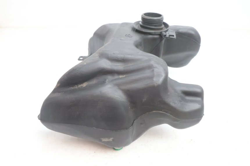 photo de Serbatoio carburante PEUGEOT VIVACITY 50 (2004 - 2009) - Altra angolazione