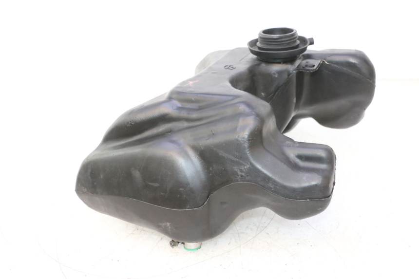 photo de Serbatoio carburante PEUGEOT VIVACITY 50 (2004 - 2009) - Altra angolazione