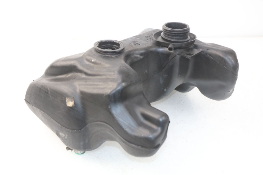 photo de Serbatoio carburante PEUGEOT VIVACITY 100 (1999 - 2008) - Altra angolazione