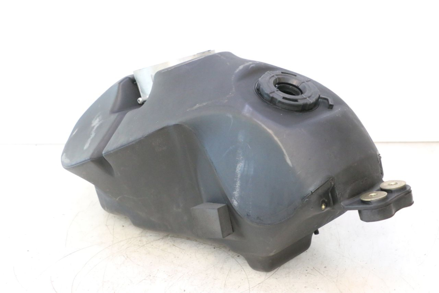 photo de SERBATOIO CARBURANTE  DAELIM VJ ROADWIN 125 (2004 - 2007) - Primo piano tecnico