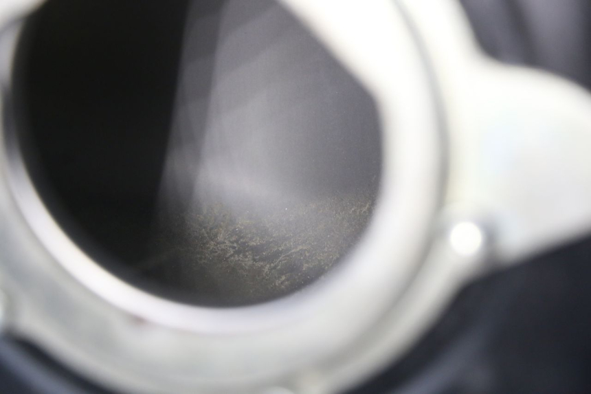 photo de SERBATOIO CARBURANTE YAMAHA XMAX X-MAX ABS 125 (2017 - 2020) - Stato della superficie e materiale