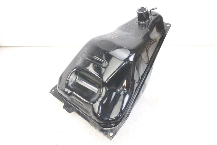 photo de SERBATOIO CARBURANTE YAMAHA XMAX X-MAX ABS 125 (2017 - 2020) - Dettagli dei punti di fissaggio