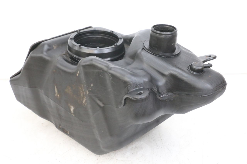 photo de SERBATOIO CARBURANTE YAMAHA X-MAX XMAX 250 (2006 - 2009) - Altra angolazione