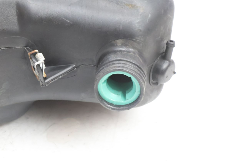 photo de SERBATOIO CARBURANTE  PIAGGIO X9 AMALFI 180 (2000 - 2003) - Altra angolazione