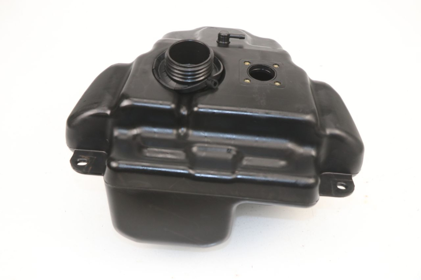 photo de Serbatoio carburante RAZZO XENON 4T 50 (2008 - 2012) - Primo piano tecnico