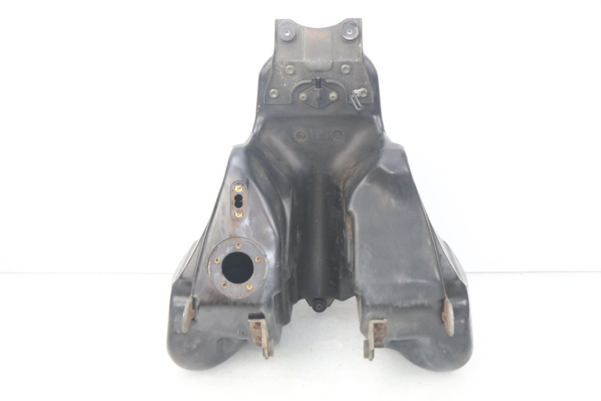 photo de SERBATOIO CARBURANTE SUZUKI XF FREEWIND 650 (1997 - 2003) - Zoom sullo stato d'uso