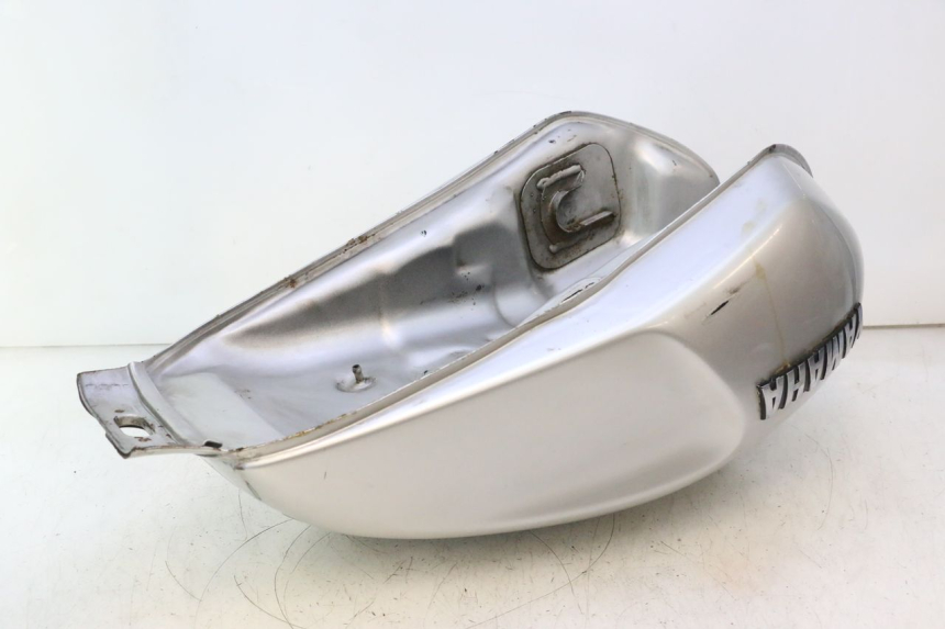 photo de SERBATOIO CARBURANTE  YAMAHA XJR 1300 (1998 - 2002) - Ispezione visiva dettagliata