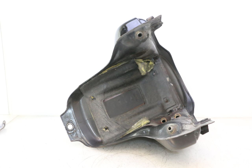 photo de SERBATOIO CARBURANTE  HONDA XRV AFRICA TWIN 750 (1990 - 1992) - Dettagli dei punti di fissaggio