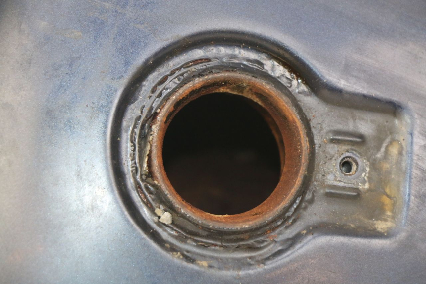 photo de SERBATOIO CARBURANTE YAMAHA XV VIRAGO 750 (1984 - 1998) - Stato della superficie e materiale