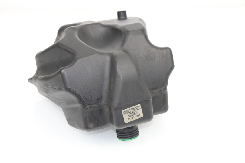 photo de Serbatoio carburante YAMAHA BW'S NAKED 50 (2008 - 2019) - Dettaglio del componente