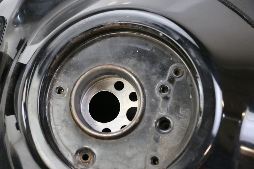 photo de SERBATOIO CARBURANTE  YAMAHA TRACER 7 700 (2020 - 2024) - Altra angolazione