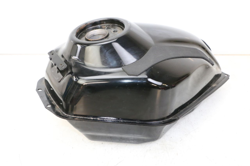 photo de SERBATOIO CARBURANTE  YAMAHA TRACER 7 700 (2020 - 2024) - Primo piano tecnico
