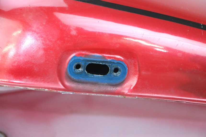 photo de SERBATOIO CARBURANTE  YAMAHA XVS DRAG STAR DRAGSTAR 650 (1997 - 2007) - Stato della superficie e materiale