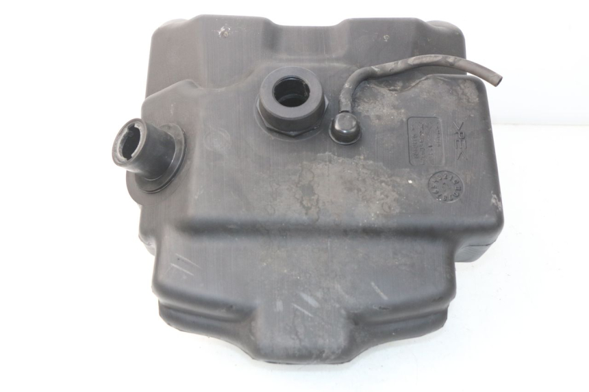 photo de Serbatoio carburante YAMAHA YP MAJESTY 125 (1998 - 2001) - Vista principale