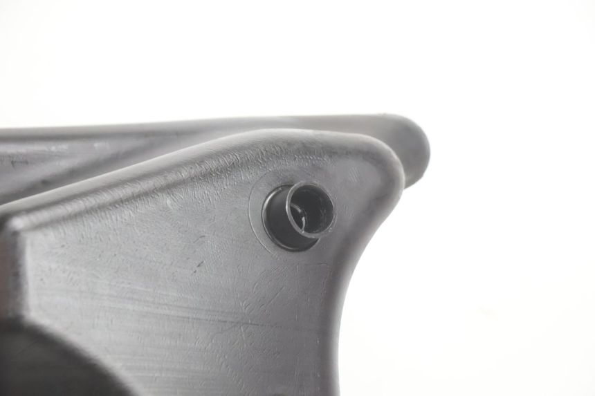 photo de Serbatoio carburante YAMAHA YP MAJESTY 125 (2002 - 2006) - Altra vista dell'articolo