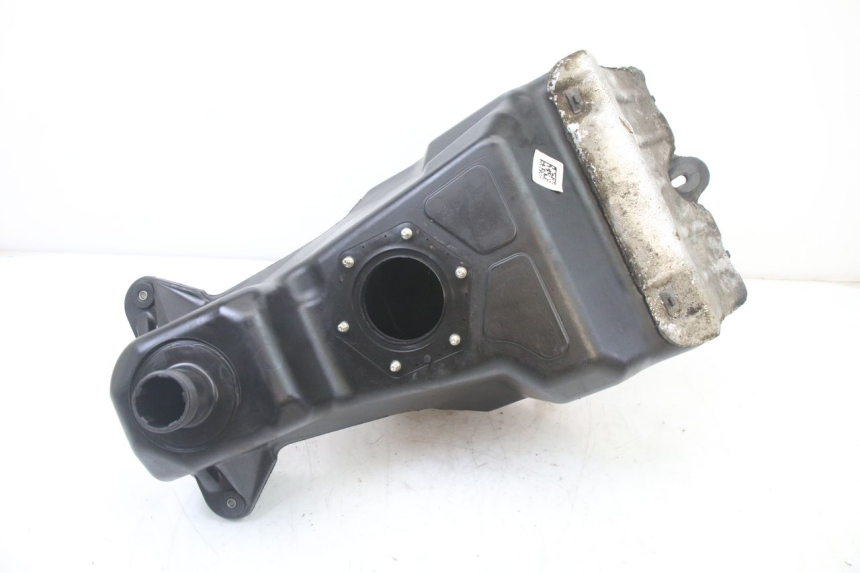 photo de Serbatoio carburante YAMAHA YP X-MAX XMAX 400 (2014 - 2017) - Zoom sullo stato d'uso