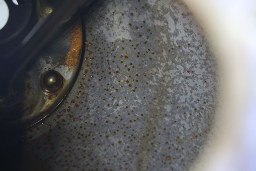 photo de SERBATOIO CARBURANTE YAMAHA YZF R1 1000 (2007 - 2008) - Zoom sullo stato d'uso