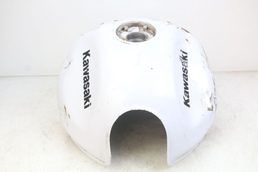 photo de SERBATOIO CARBURANTE KAWASAKI Z 750 (2007 - 2013) - Altra vista dell'articolo