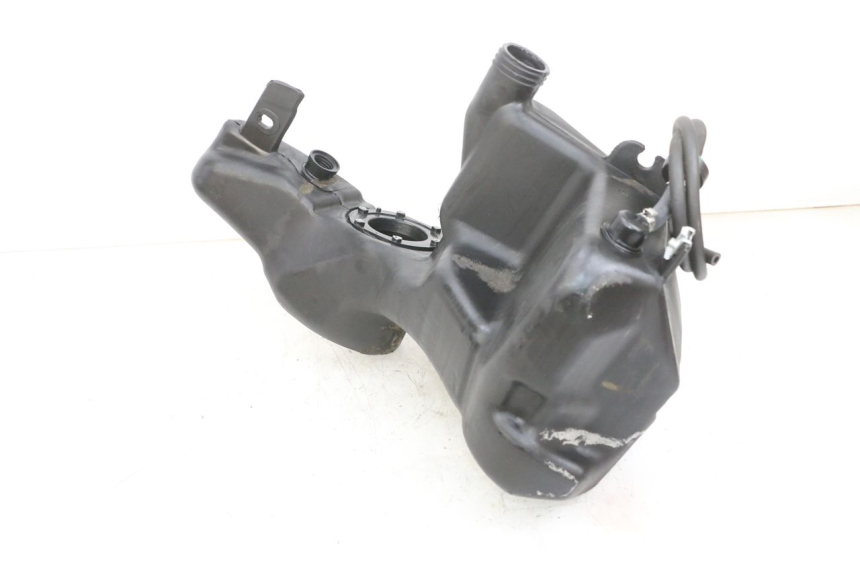 photo de SERBATOIO CARBURANTE PIAGGIO ZIP 4T 50 (2018 - 2020) - Zoom sullo stato d'uso