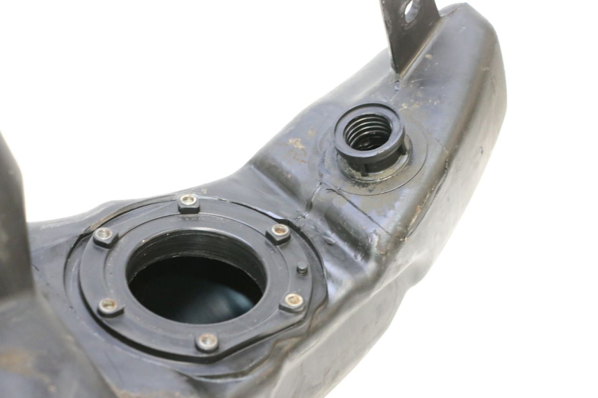 photo de SERBATOIO CARBURANTE PIAGGIO ZIP 4T 50 (2018 - 2020) - Zoom sullo stato d'uso