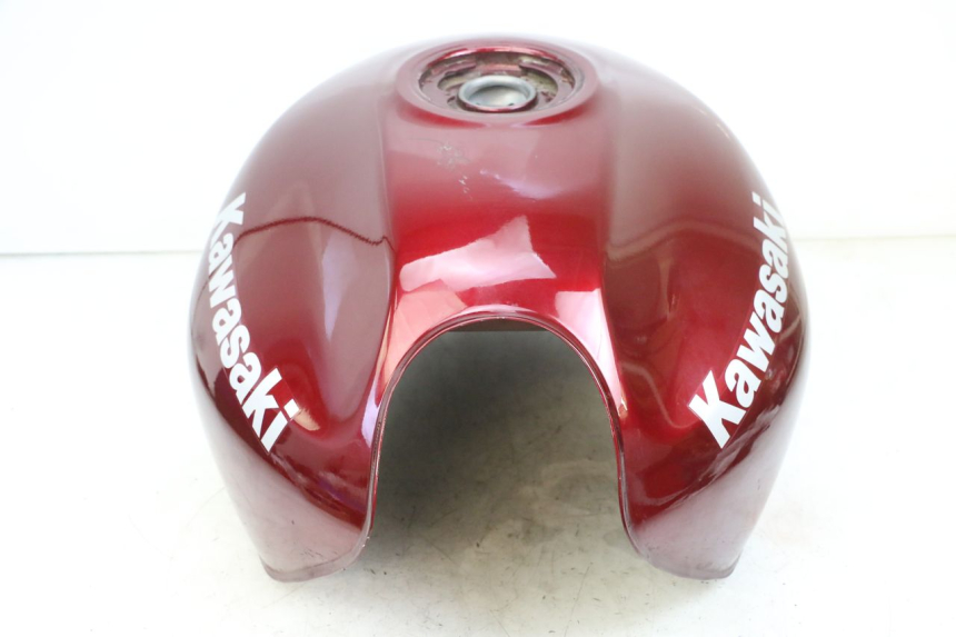 photo de SERBATOIO CARBURANTE  KAWASAKI ZR 7 750 (1999 - 2004) - Vista principale