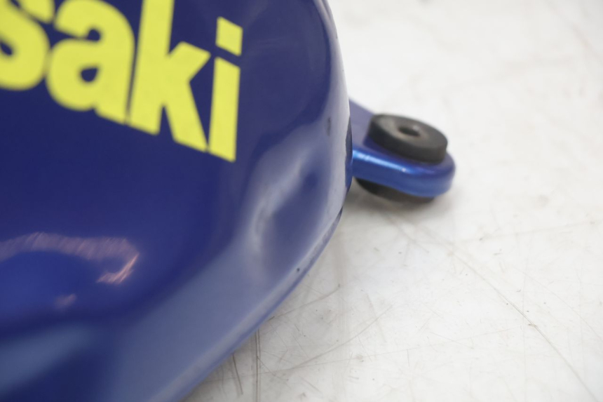 photo de SERBATOIO CARBURANTE KAWASAKI ZX-6R ZX6R 600 (1995 - 1997) - Altra vista dell'articolo