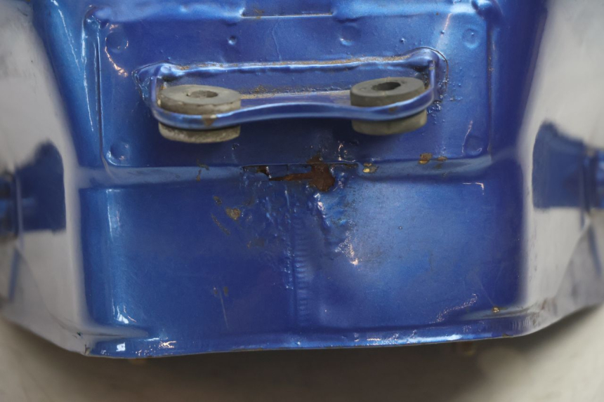 photo de SERBATOIO CARBURANTE KAWASAKI ZX-6R ZX6R 600 (1995 - 1997) - Zoom sui componenti