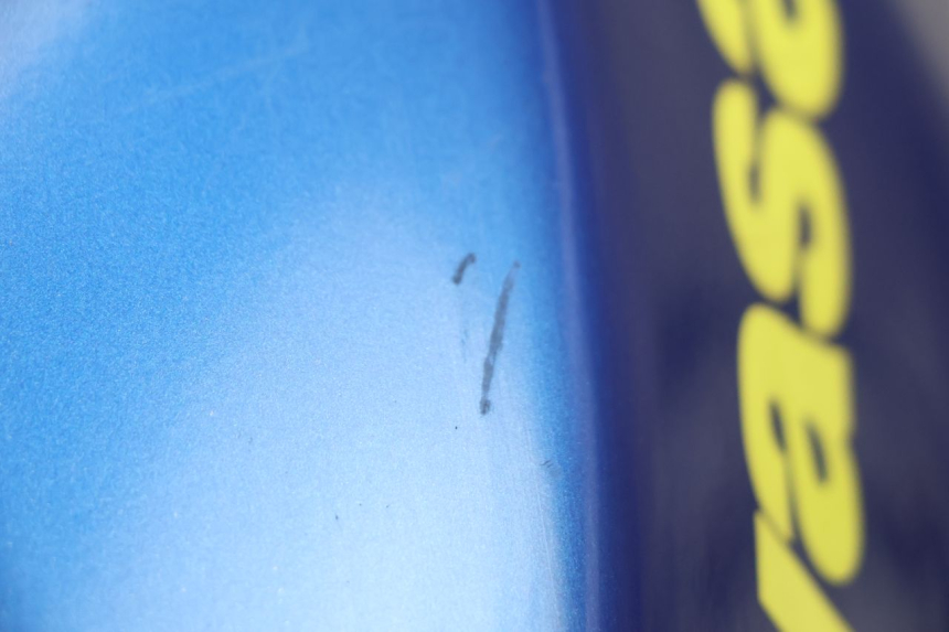 photo de SERBATOIO CARBURANTE KAWASAKI ZX-6R ZX6R 600 (1995 - 1997) - Dettagli dei punti di fissaggio