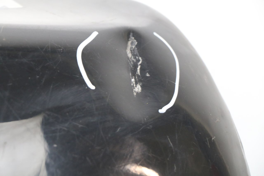 photo de SERBATOIO CARBURANTE KAWASAKI ZZR 600 (1995 - 2004) - Primo piano ad alta risoluzione