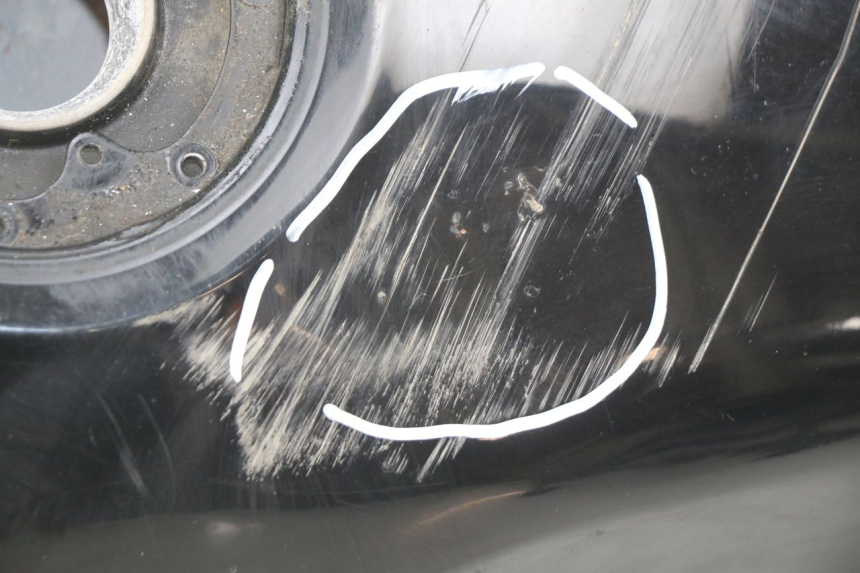 photo de SERBATOIO CARBURANTE KAWASAKI ZZR 600 (1995 - 2004) - Foto prodotto supplementare