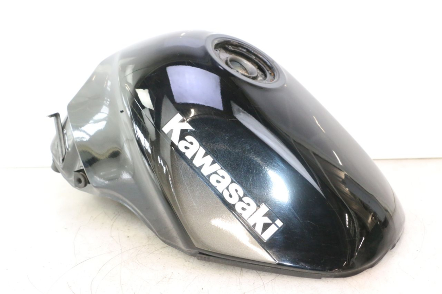 photo de SERBATOIO CARBURANTE KAWASAKI ZZR 600 (1995 - 2004) - Vista principale