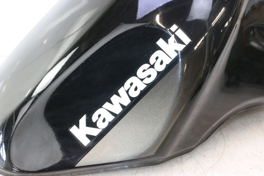 photo de SERBATOIO CARBURANTE KAWASAKI ZZR 600 (1995 - 2004) - Vista d'insieme del prodotto