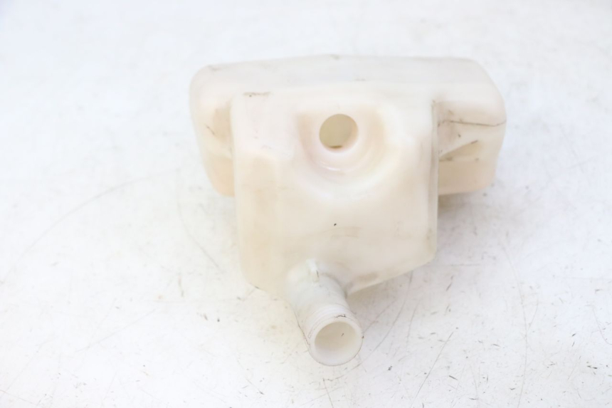 photo de SERBATOIO OLIO PEUGEOT CITYSTAR 50 (2013 - 2017) - Dettagli dei punti di fissaggio