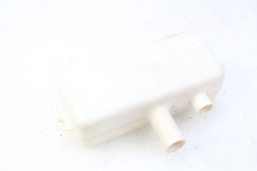 photo de SERBATOIO OLIO PEUGEOT DJANGO 2T 50 (2014 - 2019) - Dettaglio del componente