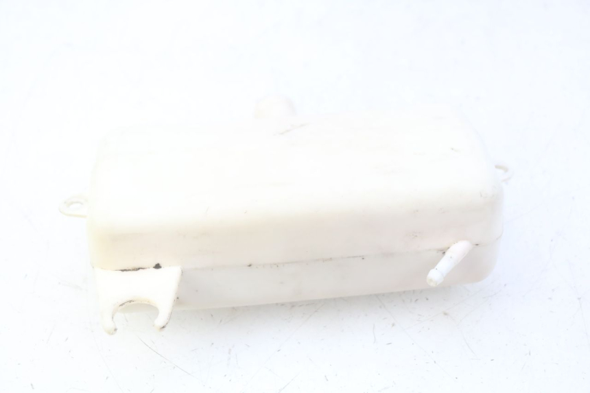 photo de SERBATOIO OLIO PEUGEOT DJANGO 2T 50 (2014 - 2019) - Zoom sullo stato d'uso