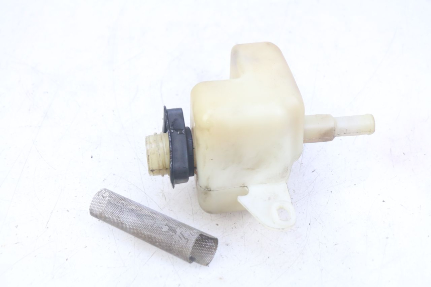 photo de SERBATOIO OLIO PEUGEOT ELYSEO 125 (1999 - 2004) - Primo piano tecnico