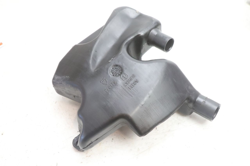 photo de SERBATOIO OLIO PIAGGIO FLY 2T 50 (2004 - 2017) - Dettaglio del componente