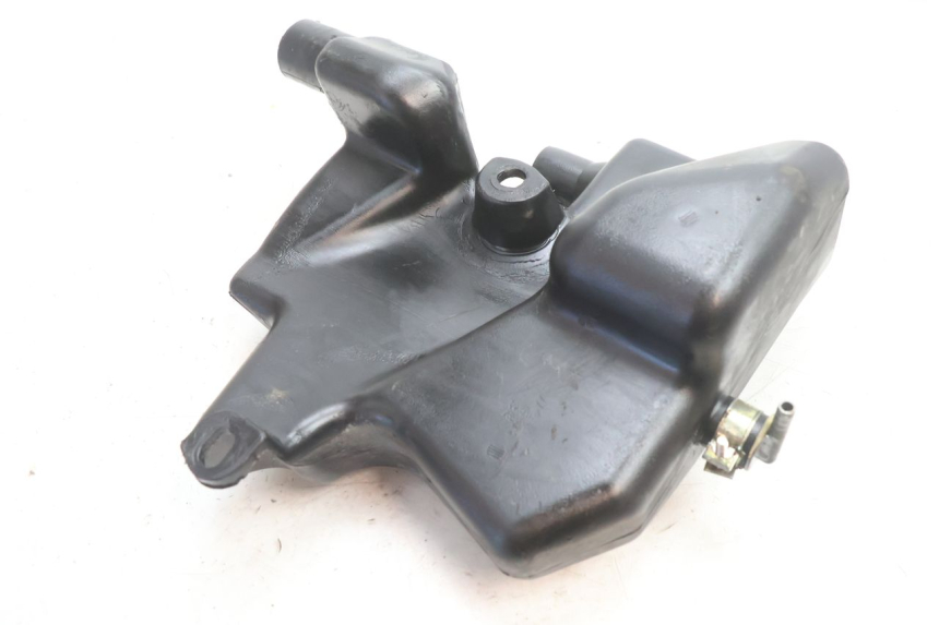 photo de SERBATOIO OLIO PIAGGIO FLY 2T 50 (2004 - 2017) - Zoom sullo stato d'uso