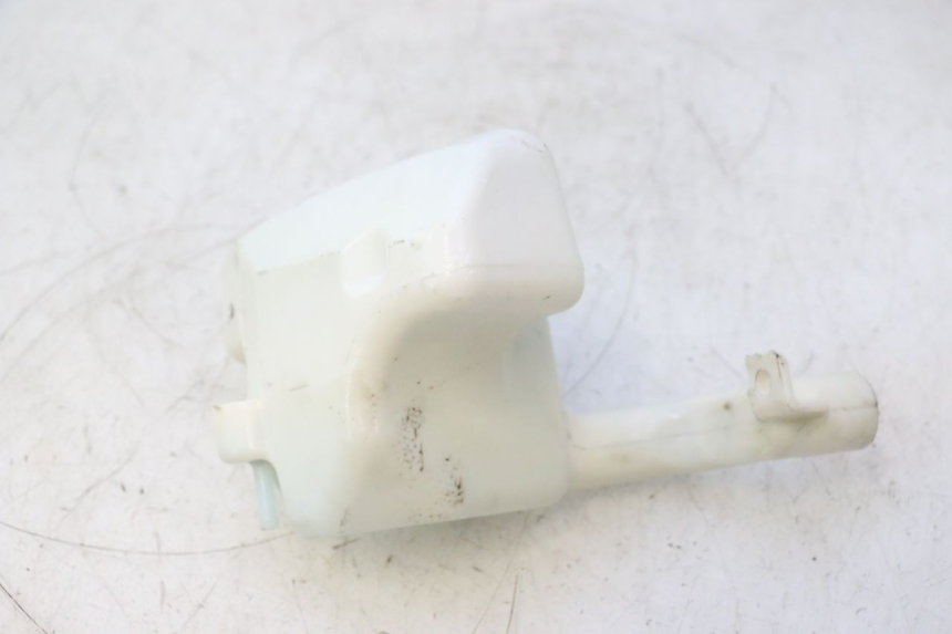 photo de SERBATOIO OLIO PEUGEOT KISBEE 2T 50 (2010 - 2017) - Primo piano tecnico