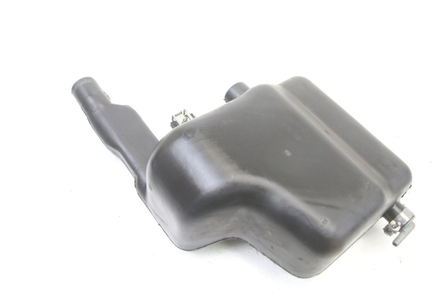 photo de SERBATOIO OLIO PIAGGIO VESPA LX 2T 50 (2005 - 2013) - Zoom sullo stato d'uso