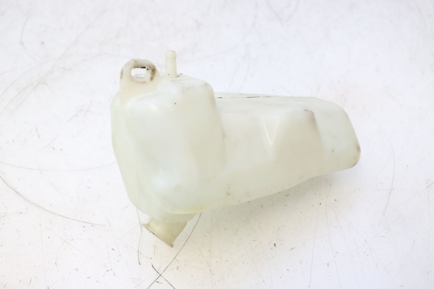 photo de SERBATOIO OLIO KEEWAY RY6 2T 50 (2011 - 2019) - Primo piano tecnico